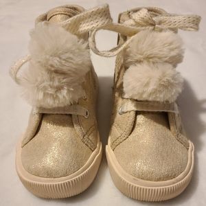 Maggie & Zoe Booties shoes size 7